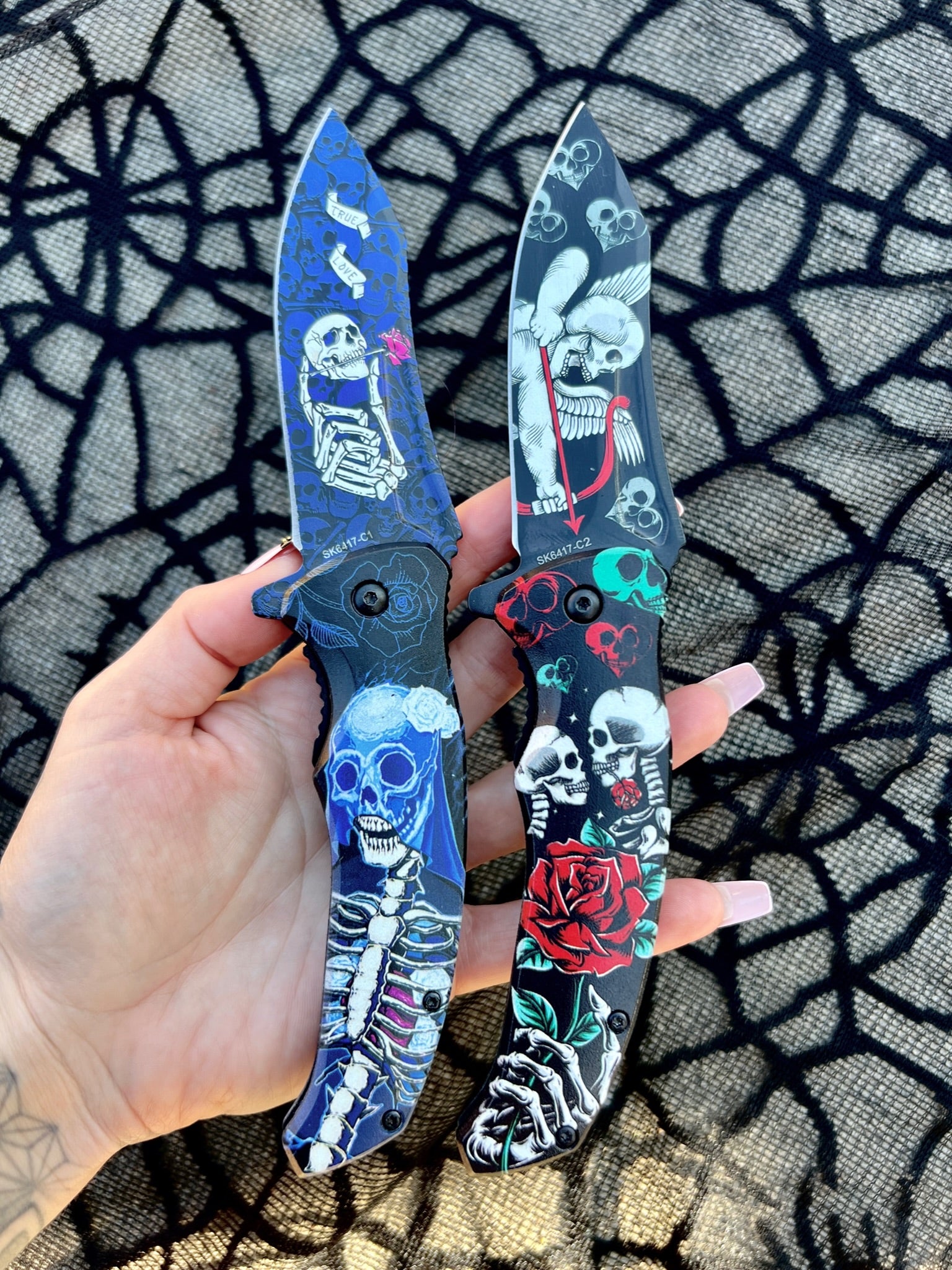 Lovers in Death Spring Assisted Blade - Blades For Babes - Spring Assisted - 2
