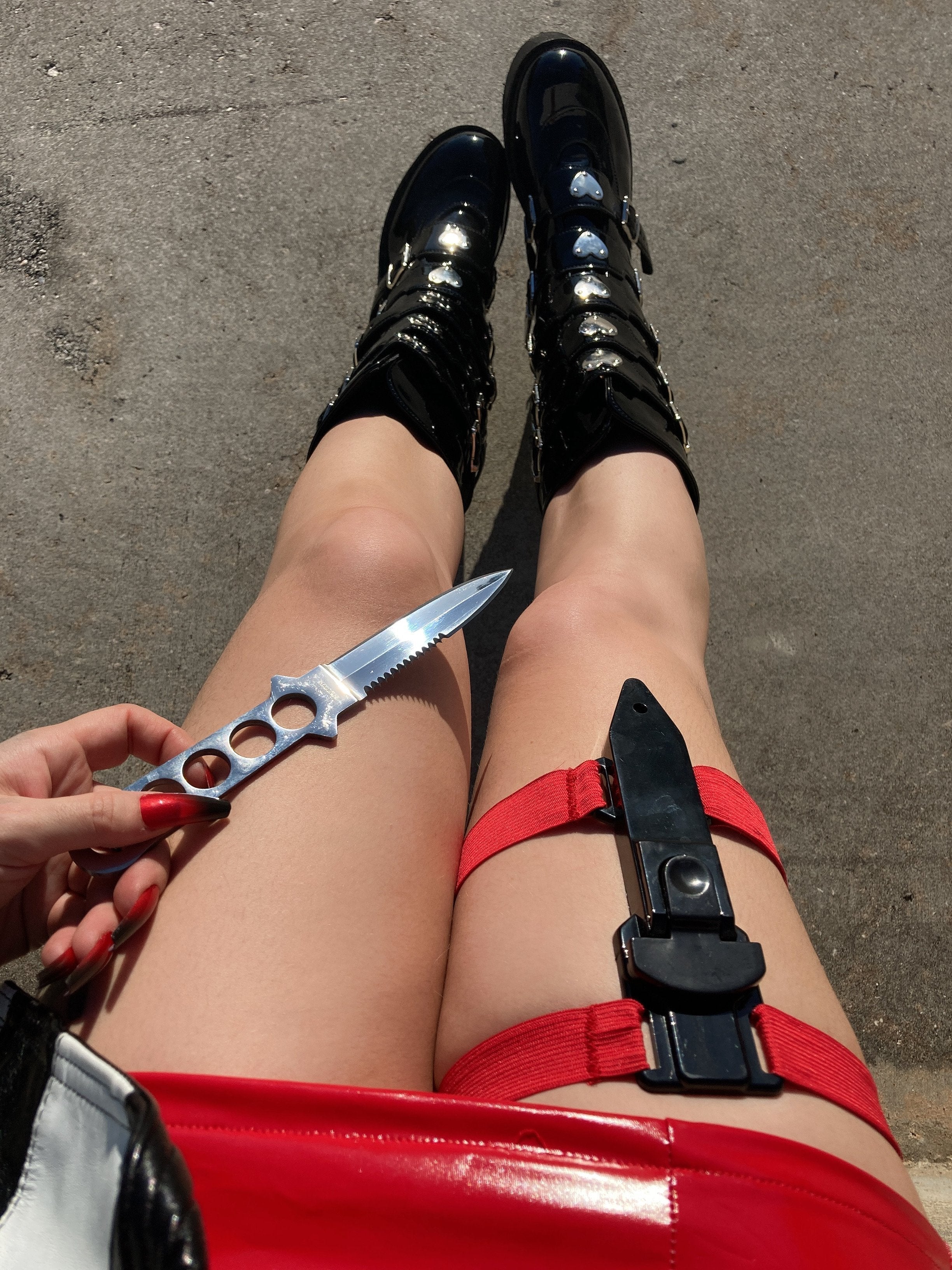 Color Garter Belt Dagger - Drop Point Blade - Blades For Babes Red Fixed Blade