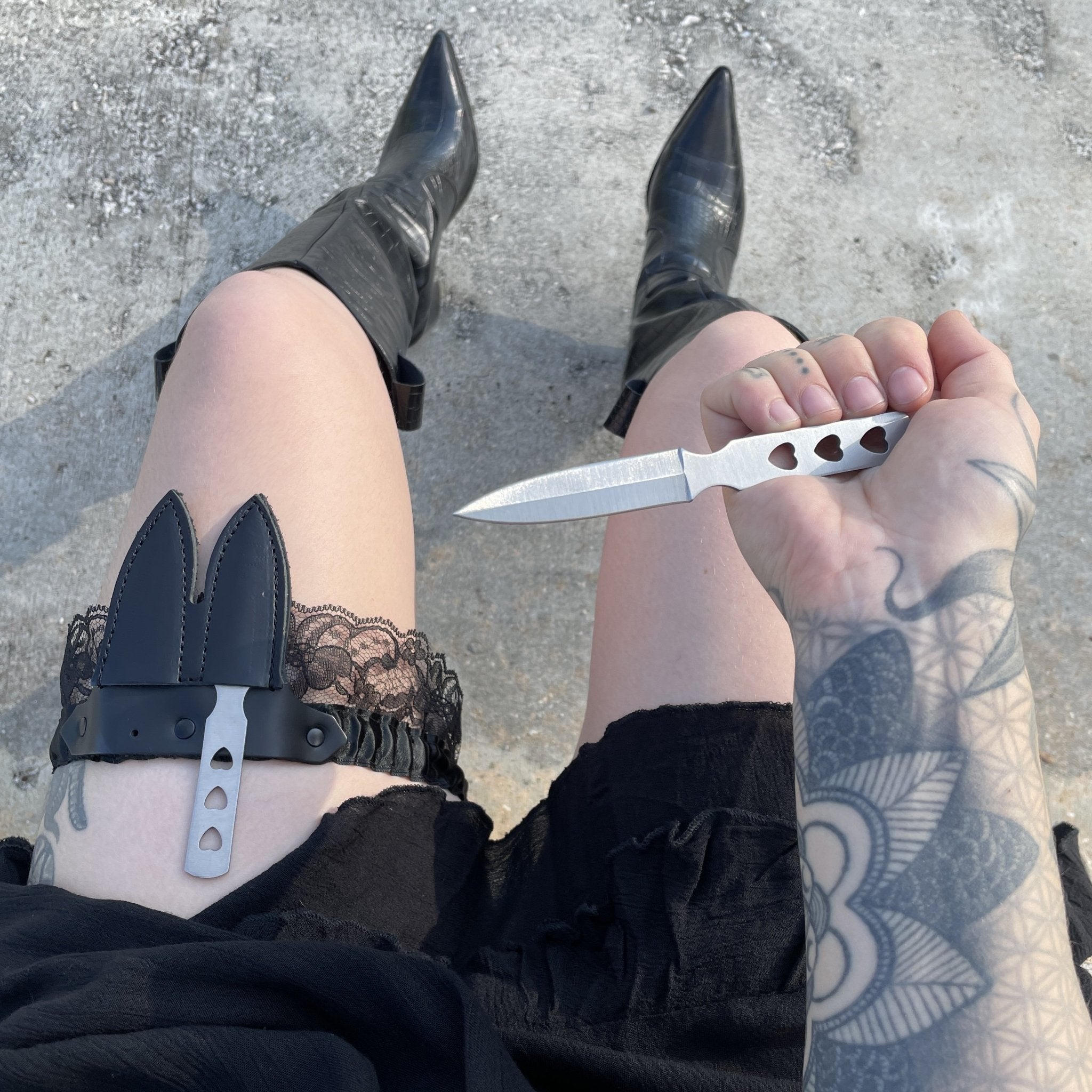 Leather & Lace Garter Knife - Black - Blades For Babes - Throwers - 7