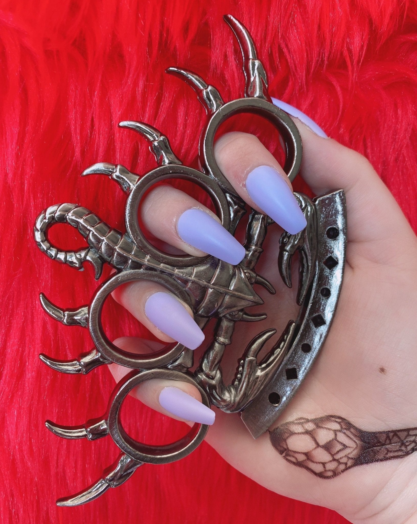 Scorpion Knuckles - Blades For Babes - Knuckles - 6