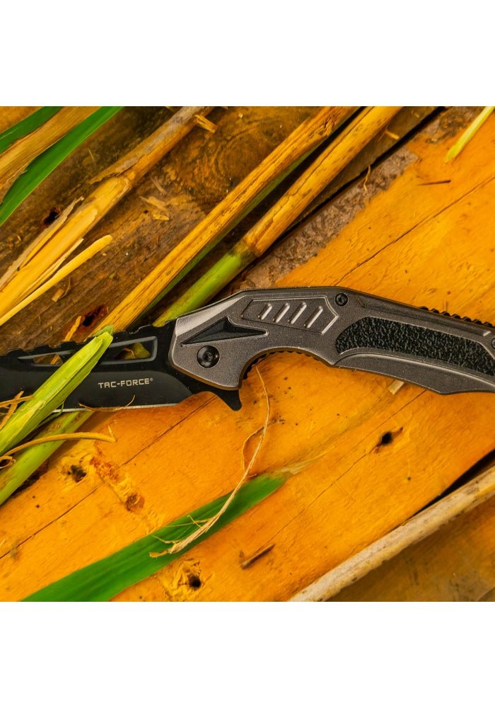 Nerissa Pocket Knife - Blades For Babes - Spring Assisted - 6